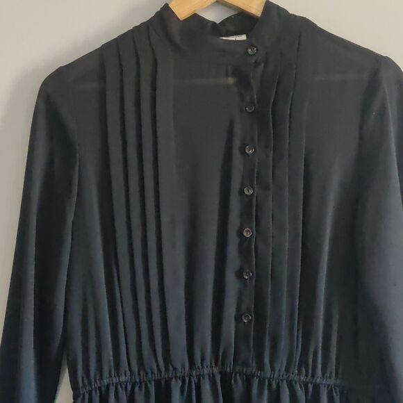 📏 Vintage Pleated Dress - Picture 2 of 5
